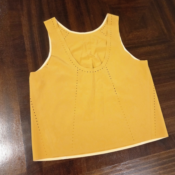 Athleta Mustard Yellow Crop Top - Picture 6 of 8